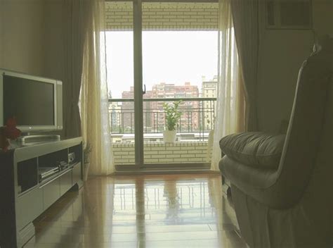 Living Room (HDR) | My aunt's (mother's side) apartment in T… | saturnism | Flickr