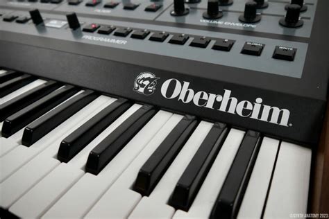 Oberheim OB-X8 review, analog polyphonic Synthesizer