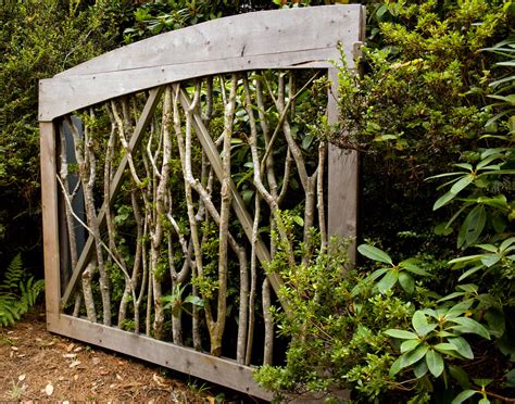 Growing Gate | Gate seen at the Mendocino Coast Botanical Ga… | Flickr