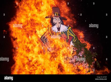 Guy Fawkes figure on the bonfire at Wallingford firework display on the ...