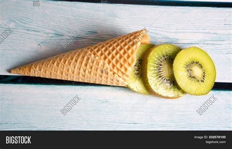 Kiwi Ice Cream Image & Photo (Free Trial) | Bigstock