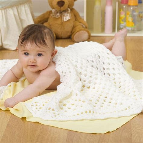 Free Red Heart Lovable Crochet Baby Blanket Pattern | Crochet baby ...