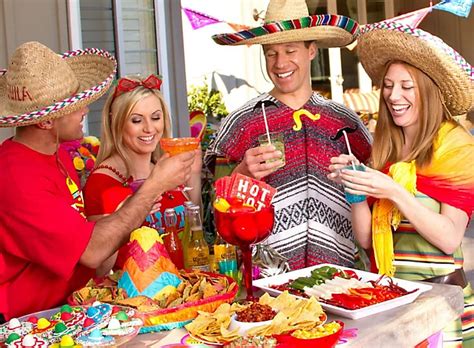 Cinco de Mayo Party Ideas - Cinco de Mayo Decoration Ideas - Party City | Party City