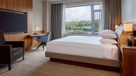 Suites & Hotel Rooms Renton, WA | Hyatt Regency Lake Washington