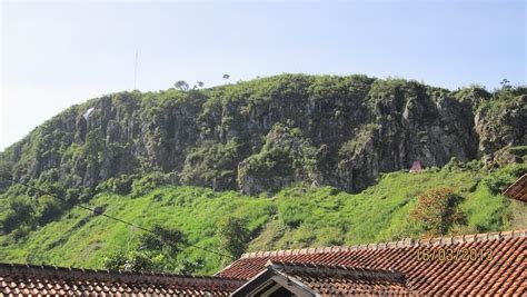 Mengenal Sesar Lembang, Patahan yang Bisa Picu Gempa Besar - Notadevs