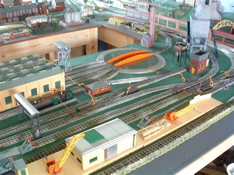 Large Hornby Dublo Layout Ho Trains, Model Trains, Model Railroad, Railroad Tracks, Toy Railway ...