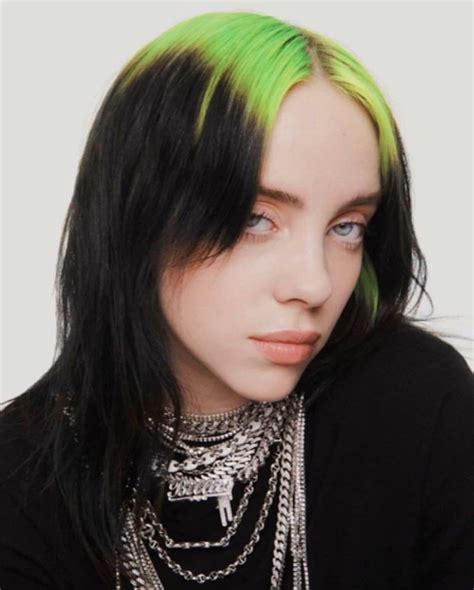 Pin by 𝕞𝕠𝕠𝕟𝕝𝕪 🥀 on billie eilish ༄ | Billie eilish, Billie, Green hair