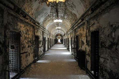 The Infamous Ruins of Philadelphia's Holmesburg Prison - Urban Ghosts