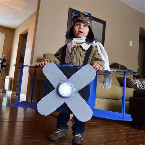 DIY Airplane costume … | Diy airplane costume, Airplane costume, Costumes