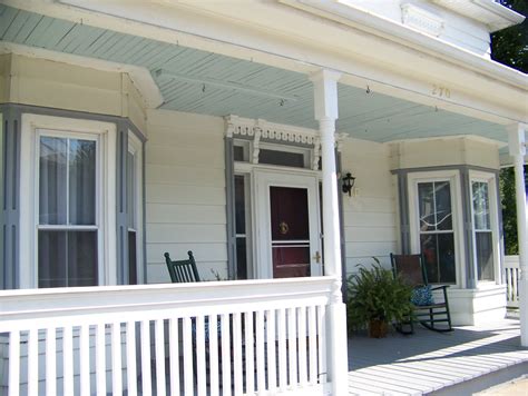 Hibiscus House: I'm Going to Paint the Porch Ceiling 'Haint Blue'