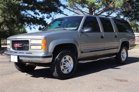 1999 GMC Suburban K2500 SLT | Victory Motors of Colorado