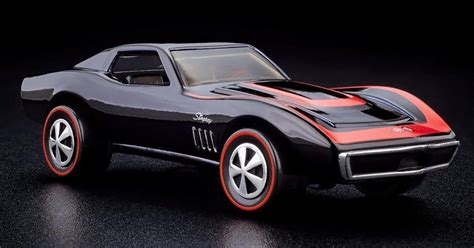 Hot Wheels Red Line Club 1968 Corvette Custom Debuts