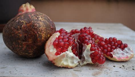 Pomegranate Juice Side Effects – Juice Health Benefits & Recipes