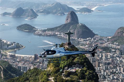 Voo de Helicóptero no Rio de Janeiro - 12-13 min - #3 - C2Rio Tours & Travel