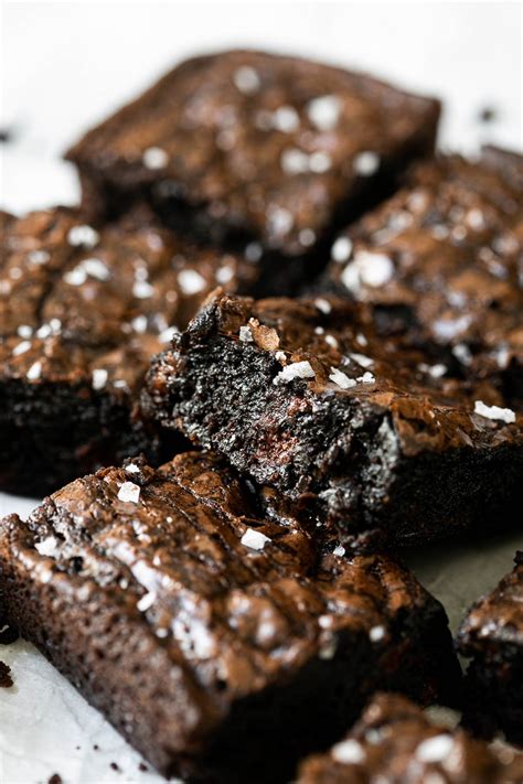 Lazy Girl Brownies (AKA How to Make Box Brownies Better!) - PWWB