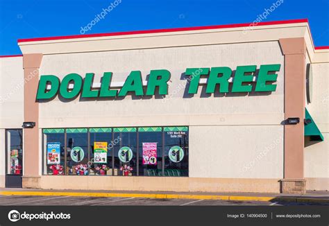 Dollar Tree Retail Store Sign and Logo – Stock Editorial Photo © wolterke #140904500