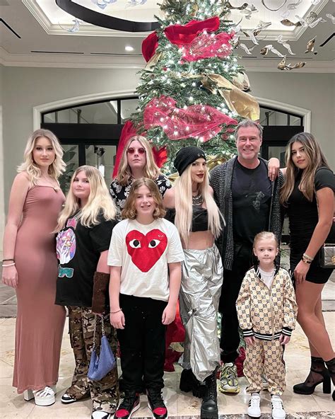 Tori Spelling and Dean McDermott Celebrate New Year’s Eve With Blended ...