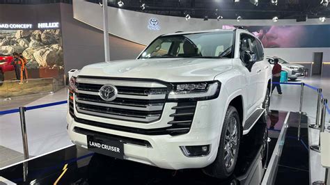 Toyota LC300 4×4 Is Here With A V6 Diesel Engine – 2023 Auto Expo