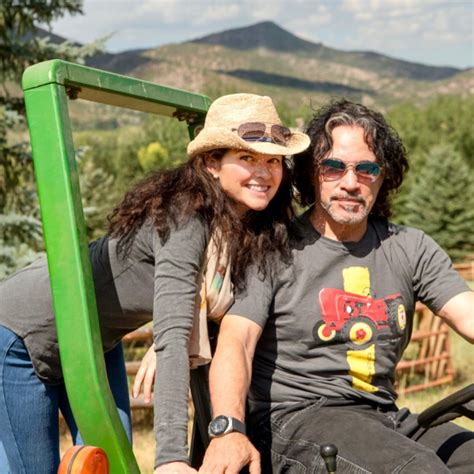 John Oates’ Wife Aimee Oates Has Always Been By His Side