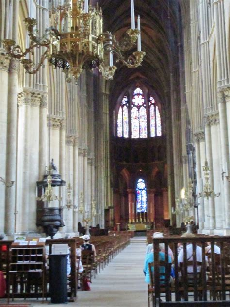 Elaine Travels: Reims Cathedral Interior