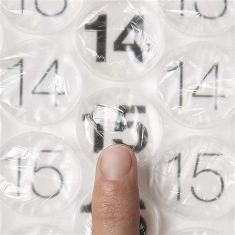 Bubble Wrap Calendar - Unicun