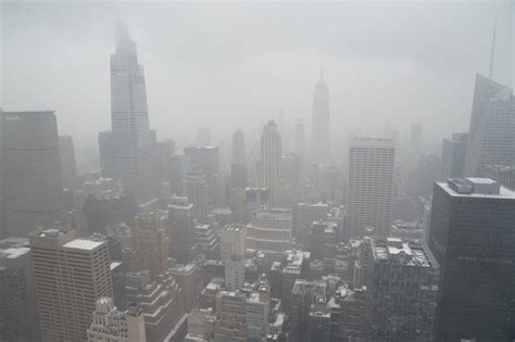 Snow storm likely to follow record warm weekend in New York