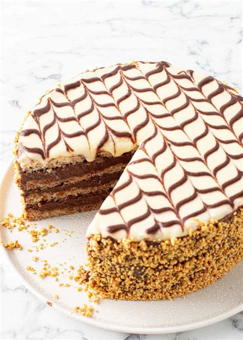 Hungarian Chocolate And Hazelnut Cake (Esterhazy Torte)