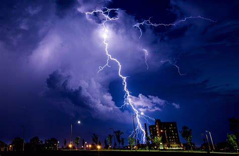 Pic of the Week: Up close and personal with this incredible lightning strike - The Washington Post