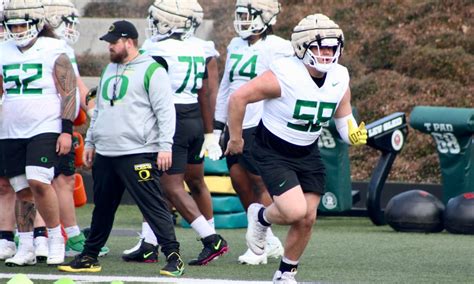 Oregon Football: Jackson Powers-Johnson returns to practice for Ducks