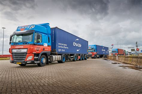 Container trucking | From port to destination | Jan de Rijk Logistics