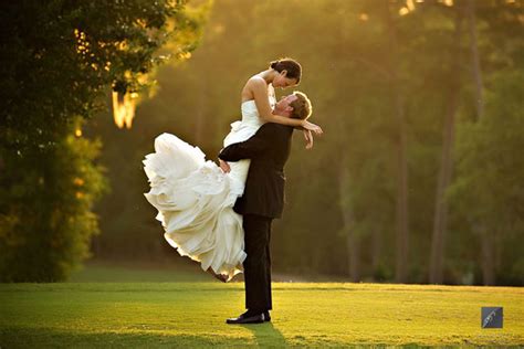 Top 5 Wedding photography tips and 5 Must Have Wedding Poses