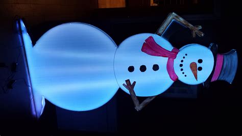 8 Foot LED Snowman : 4 Steps (with Pictures) - Instructables