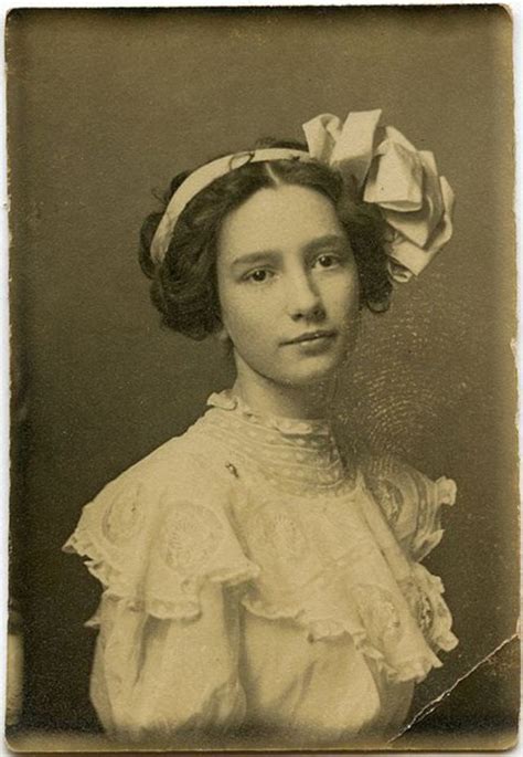 37 Lovely Portraits of Victorian Teenage Girls From Between the 1840s ...