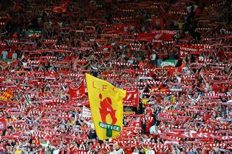 Crowd on anfield | Ynwa liverpool, This is anfield, Liverpool fc