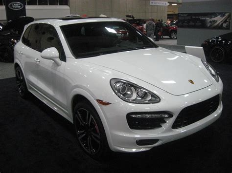 Porsche Cayenne Turbo S by granturismomh on DeviantArt