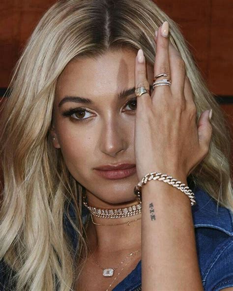 hailey bieber | Tiny tattoos for girls, Celebrity tattoos women, Hand tattoos