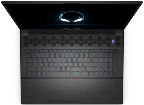 Alienware M18 R1 specs, features, and analysis