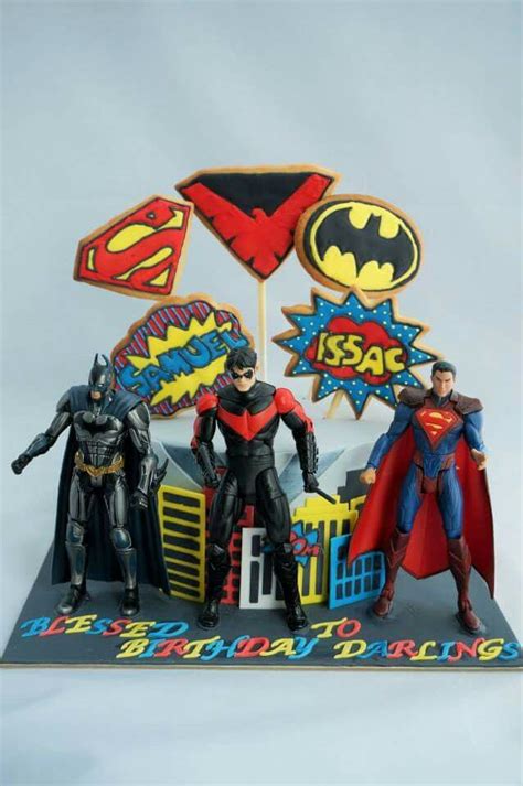 Superhero theme cake | Superhero theme, Themed cakes, Superhero