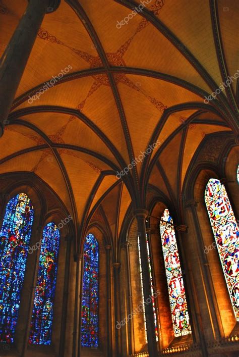 Salisbury Cathedral Interior — Stock Photo © candycritic #77109775