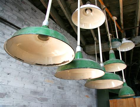 Nessy Designs: Vintage Industrial Lighting