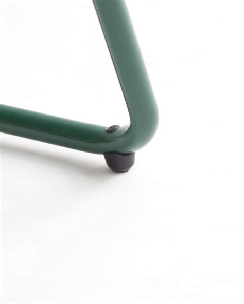 085 | Powder coated steel chair By Houtique