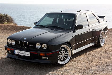 1990 BMW M3 - Information and photos - MOMENTcar