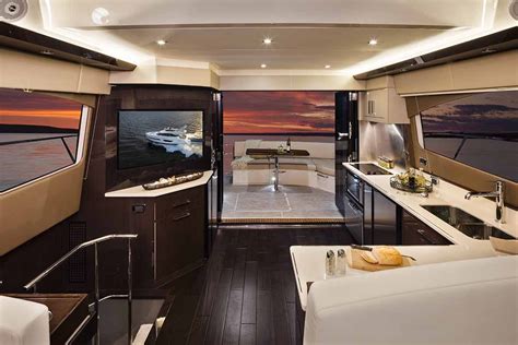 C52 Command Bridge | Carver Yachts | Carver yachts, Boat interior ...