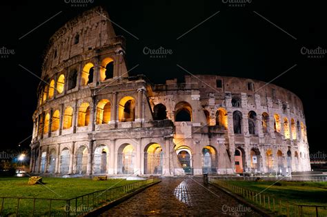 Colosseum at night, Rome | High-Quality Architecture Stock Photos ...