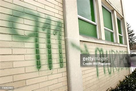 86 Dearborn Mosque Stock Photos, High-Res Pictures, and Images - Getty ...