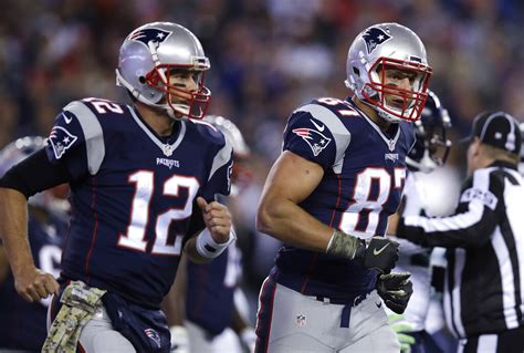 Watch Tom Brady channel inner ‘Anchorman’ to celebrate Rob Gronkowski to Tampa - al.com