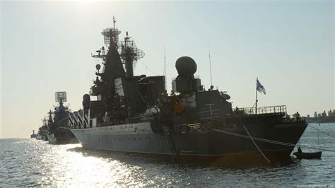 Russian navy to join NATO in drills for first time in decade – DW – 12/10/2020