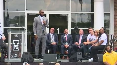 LeBron James Family Foundation opens I Promise School for at-risk ...