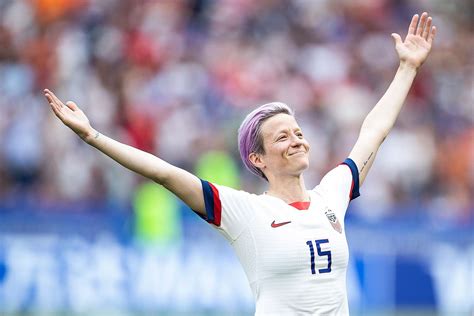 USWNT's Korbin Albert Apologizes for ‘Disrespectful’ Posts Toward Megan Rapinoe