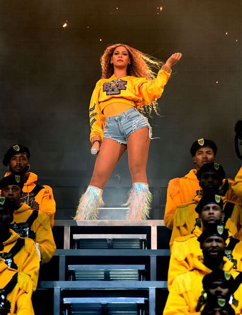 “Homecoming” Netflix Trailer: A First Look at Beyoncé’s Electrifying ...